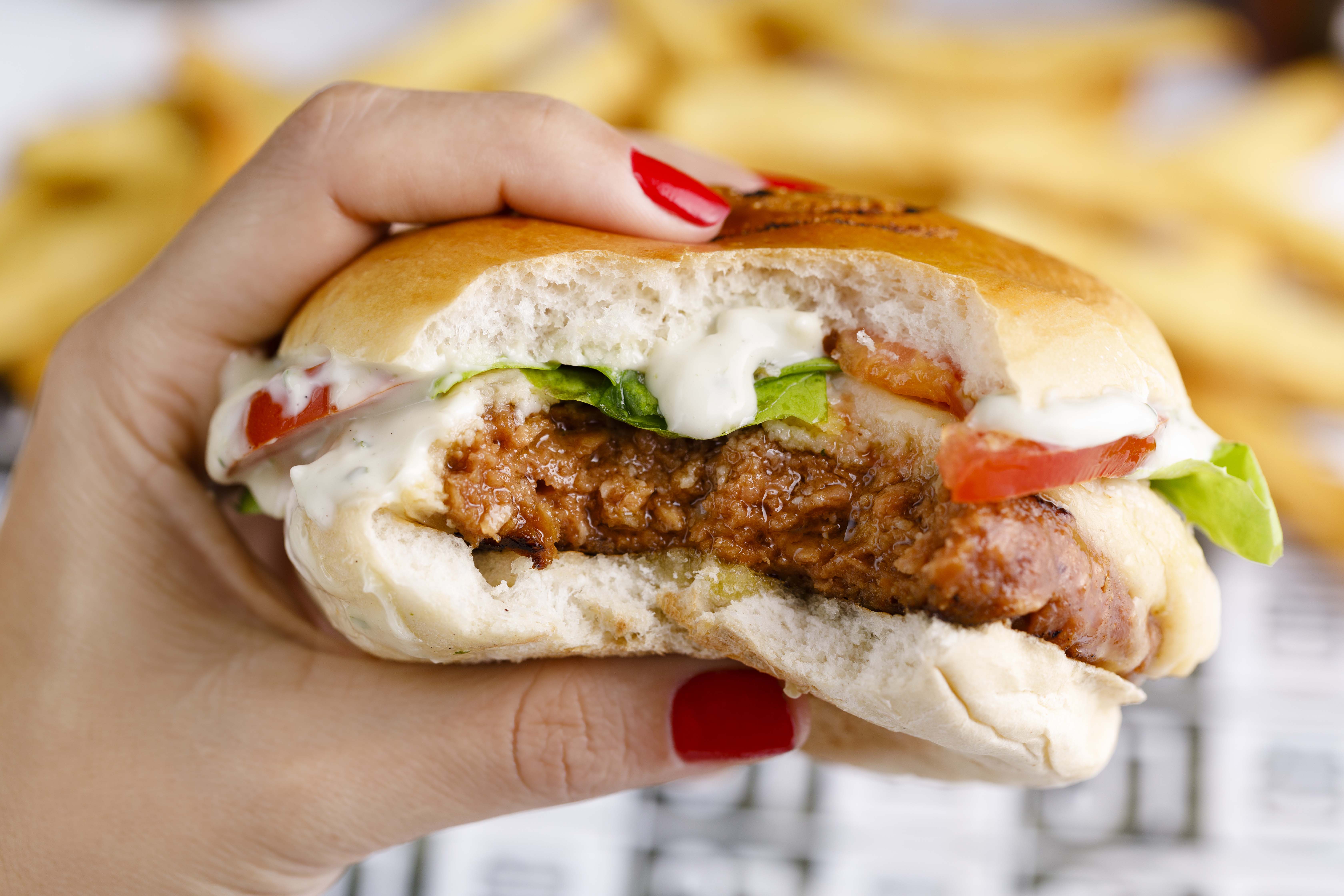 Foodtechs: chegou a vez da tecnologia na alimentação  - Abrasel