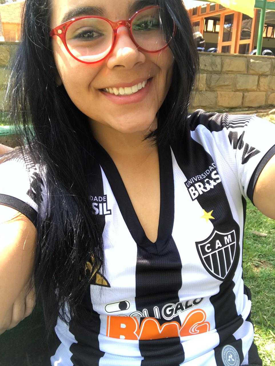 Luiza Santos Profile Picture