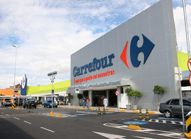 Couche-Tard formaliza proposta de aquisição do Carrefour