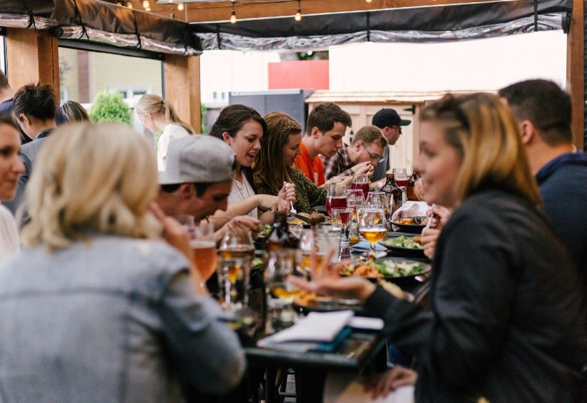 Redes sociais para restaurantes e bares: veja dicas de sucesso!