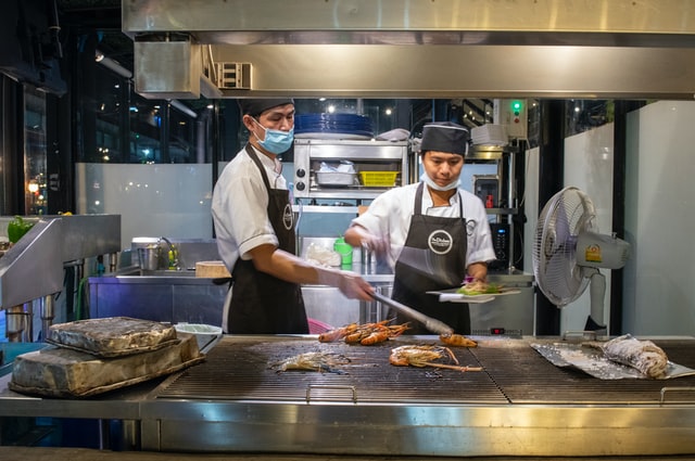 Como Desenvolver Habilidades de Liderança na Equipe do Seu Restaurante